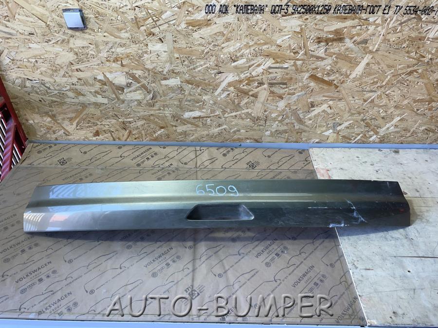 Ford Kuga 2013- Накладка двери багажника CJ54S423A40ADW, 1808034